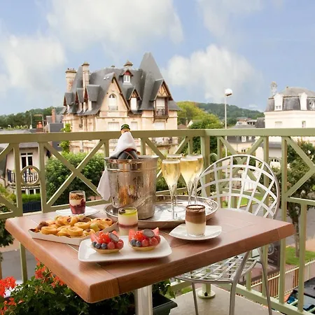 La Closerie & 4*